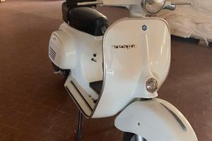 Vespa primavera 125