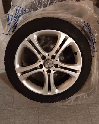 cerchi da 17" Mercedes classe A + gomme al 50%