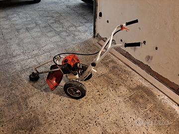 decespugliatore  con ruote 62 cc