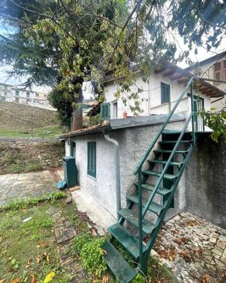 Rustico / Casale di 60 m² con 2 locali a Borghetto
