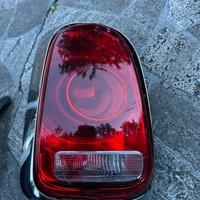 Faro posteriore sinistro Mini Countryman F60