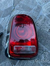 Faro posteriore sinistro Mini Countryman F60