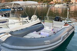 Gommone predator 540