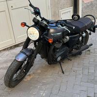Triumph bonneville -t120 Black