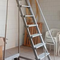 Scala professionale magazzino