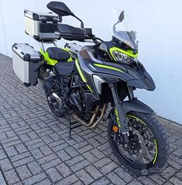 Benelli TRK 702 X