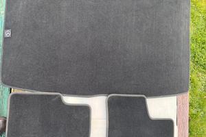 Tappetini originali Mercedes AMG GLA 200d