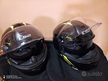 Caschi LS2 per moto 120€ entrambi