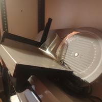 affettatrice elettrica 