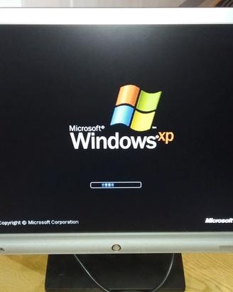 monitor BenQ G700AD 17 pollici