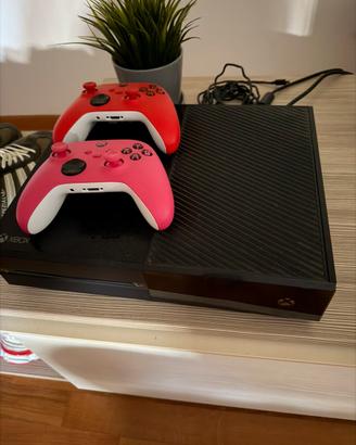 XBOX ONE + 2 JOYSTICK + GIOCHI