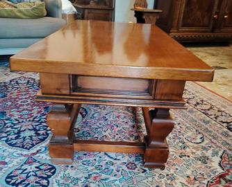 tavolino in legno stile moderno