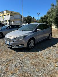 Ford Focus 2.0 TDCi 115 CV Powershift Titanium