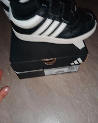 Scarpe adidas