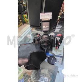 MACCHINA FOTOGRAFICA YASHICA 107+FLASH