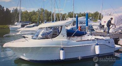 Quick Silver Arvor 215-Barca Usata
