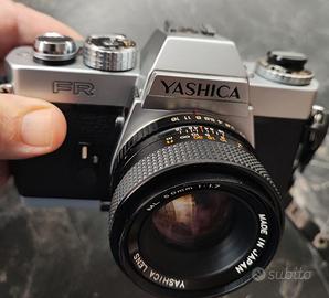 Fotocamera Yashica FR