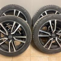 Cerchi e gomme
