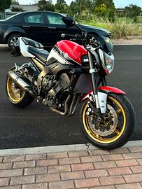 YAMAHA FZ1 1000cc