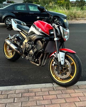 YAMAHA FZ1 1000cc