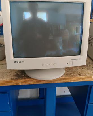 Monitor CRT 17" SAMSUNG 753S