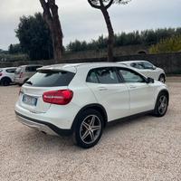 Mercedes-benz GLA 220 CDI Automatic Sport camera p