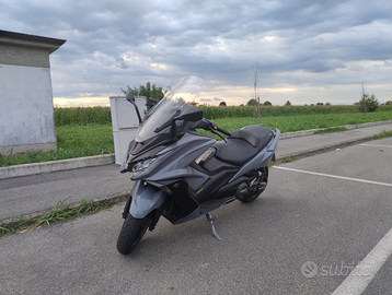 Ak 550 kymco