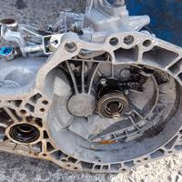 CAMBIO OPEL COMBO 1,3 CDTI 5 MARCE ANNO 2010