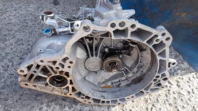 CAMBIO OPEL COMBO 1,3 CDTI 5 MARCE ANNO 2010