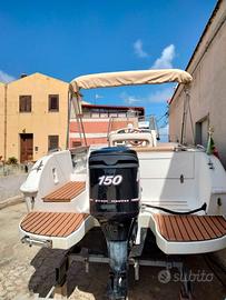Acquaviva 6,40m con motore 150cv e carrello