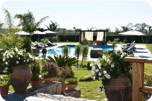 Villa con dependance e piscina