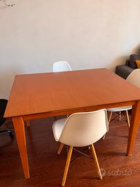 Tavolo in legno con allungo - Roma