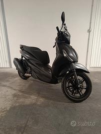 Piaggio Beverly 300