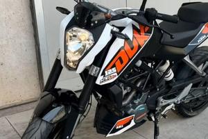 Ktm duke 125