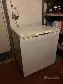 Congelatore a pozzetto