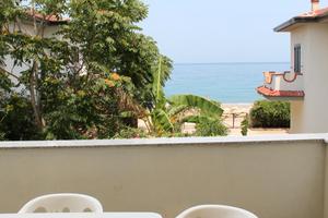 Appartamento fronte mare a mirto crosia, calabria