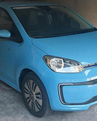 Volkswagen e-up! Elettrica, 4 porte 82 CV Nuova