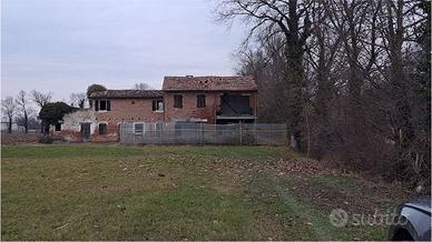 Peseggia, rustico completamente da ristrutturare