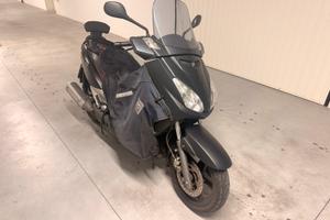 X-max 250