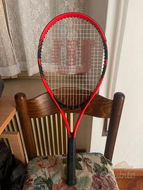 Racchetta e palline da tennis