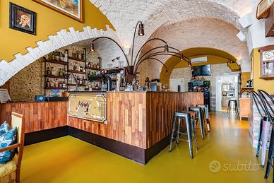Rinomato Pub Birreria a Putignano