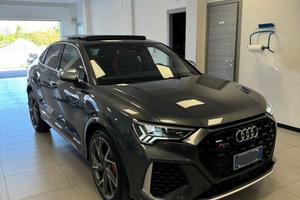 Audi Q3 SPB 45 TFSI quattro S tronic Identity Blac