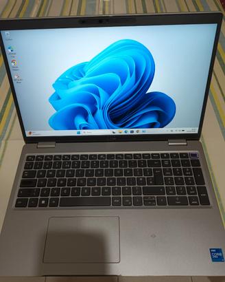 DELL LATITUDE 5521 I7 RAM 16 GB M2 512 GB  TOUCH 