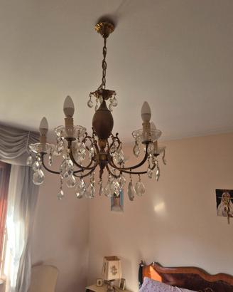 Lampadario a 6 luci con pendenti in cristallo