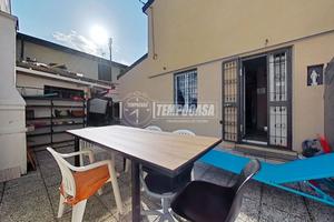 CASA INDIPENDENTE CON GIARDINO!