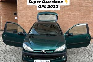 Peugeot 206 1.1 3p. XR