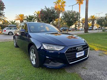 Audi A4 Avant 30 2.0 tdi mhev Business Advanced 13