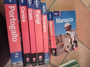 Guide turistiche e cartine stradali