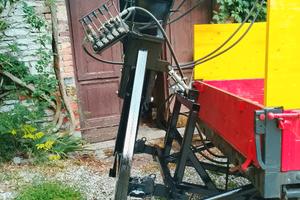 Gru per motoagricola o trattore