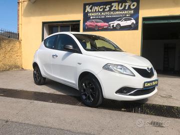 Lancia Ypsilon 0.9 TwinAir 85 CV 5 porte Metano Ec